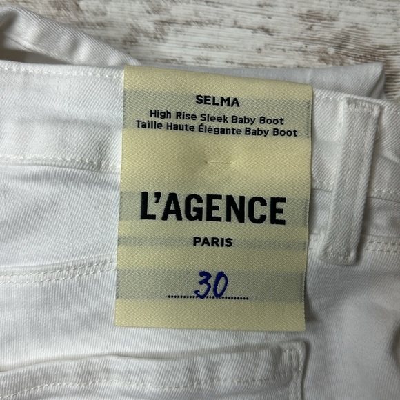 L'AGENCE Selma High Rise Sleek Baby Boot in Blanc Size 30 NWT - Picture 8 of 16